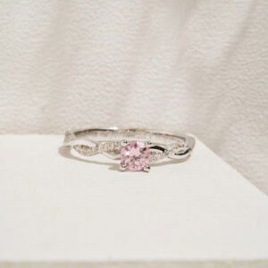 Anillo Entrelazados